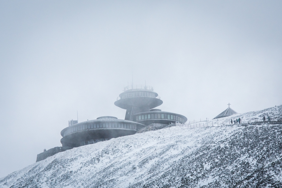 Wysokogórskie Obserwatorium Meteorologiczne IMGW-PIB na Śnieżce, 07.11.2023 r. Fot. Piotr Olszewski | IMGW-PIB