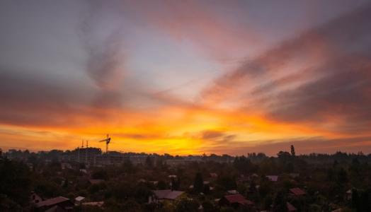 Wschód Słońca w Białymstoku, 20.10.2020 r. Fot. Mateusz Zamajtys | IMGW-PIB