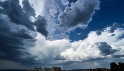 Burzowe chmury nad Bialymstokiem. Fot. Maciej Maciejewski | IMGW-PIB