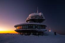 Wysokogórskie Obserwatorium Meteorologiczne IMGW-PIB na Śnieżce, luty 2023. Fot. Piotr Olszewski | IMGW-PIB
